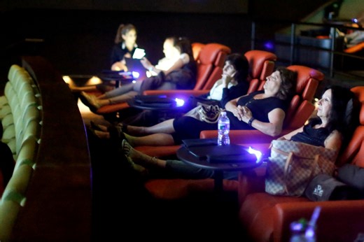 N.J. dine-in movie theater to close, lay off 97 workers