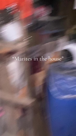 So story time guy’s that time kasi nag away ulit yong kapitbahay namin saka yong away na rinig ng buong barangay haha nagulat ako kasi bilang pumunta samin yang si Jena na friend ko haha sabi pag pag pasok ng bahay (ate may nag aaway tignan natin) ayon ako nmn si uto uto lumabas ayon may nag aaway tas nag pa video pa yan siya sakin haha LT e #fyppppppppppppppppppppppp #fyp #foryoupage #viralvideo @minthe055