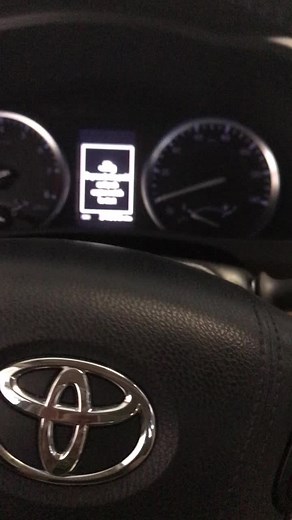 2017 Toyota Highlander: Full startup