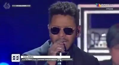 Kalimba cantando El triste en Homenaje a José José Zócalo CDMX 2019 | José José "El príncipe de la canción"