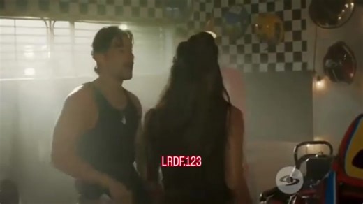 LA SAVIA EN MIS VENAS REMIX - Sky fat Charly Flow #lareinadelflow #soycharlyflow #viraltiktok #carlostorres