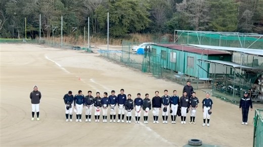 カベスポーツ 細川スポーツ on Instagram: "安芸ボーイズさんのご厚意で合同練習！連休最終日は猛練習を互いに切磋琢磨して行わせて頂きました。 監督をはじめ、スタッフ、保護者の皆様いつも良くしてくださりありがとうございます。 感謝しております。 安芸ボーイズ様2026年度新入部員募集中です。 是非皆様体験に行ってみてください。 安芸ボーイズ様引き続きご交流宜しくお願い致します。 #細川スポーツ #カベスポーツ #全国高校野球選手権大会 #甲子園 #ミズノ #ゼット #love #4スタンス #4スタンス理論 #jpメソッド #野球 #高校野球 #笑顔 #感謝 #ありがとう #家族 #大切 #楽しい #嬉しい #勇気 #グラブ #やる気 #幸せ #少年野球 #中学野球"