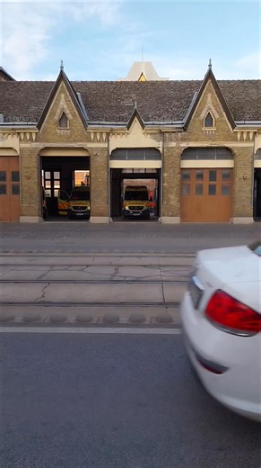 23K views · 310 reactions | Mercedes Sprinter II facelift of the Országos Mentőszolgálat (National Ambulance Service, Hungary) | Policecars.hu | Facebook