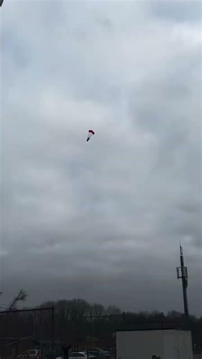 Test flight of the parachute went well! #esero