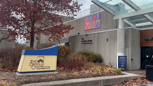 The stage is set, and the magic of the theatre is in the air! The Oakville Centre for the Performing Arts has a stellar line-up of upcoming holiday shows and concerts that you won't want to miss. 🎭🎵 From Juno award winners, twists on your favourite fairytales, and ballet renditions of Shakespeare, there's something for everybody. Check out their full schedule and purchase tickets by visiting their website or dropping by their box office: https://ow.ly/qVcm50Xz9zs #visitoakville #exploreoakvill