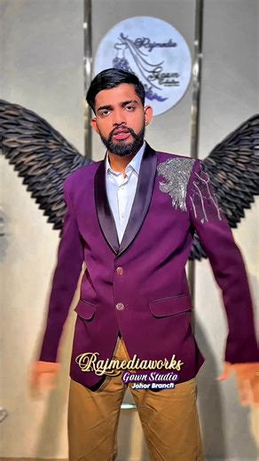 Rajmedia Gown Studio: Wedding and Evening Gowns