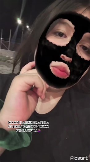 🧏🏽‍♀️🤷🏽‍♀️