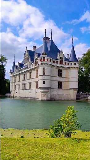 🇫🇷 Château d'Azay-le-Rideau - Loire Valley - Most Beautiful Castles of France #france