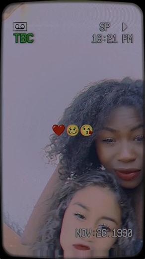 Os vídeos de Kariny (@kariny2722) com som original - 🦋dance se souber🦋