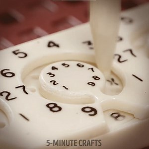 432K views · 2.2K reactions | How did old gadgets work VS modern ones! | 5-Minute Crafts Play | Facebook