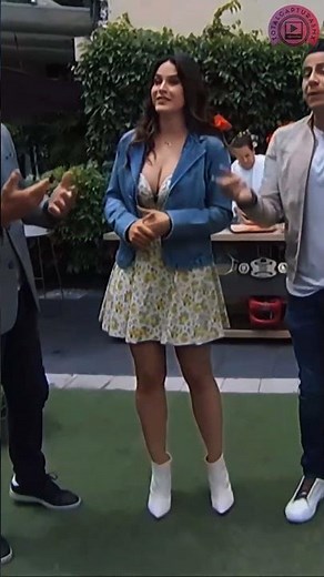 Gina Holguín is pure beauty! 🤩 Impossible to miss!