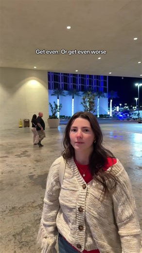 Laughlin, Nevada is like a mini Las Vegas…. but cheaper and less busy!! It’s 1.5 hours from Las Vegas along the Colorado River. Great in the summer if you want to gamble AND have fun in the water. You’ve got to check it out if you live near the area. #tourism #casino #lasvegas #laughlin