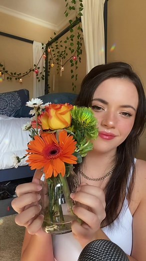 Tippy tappin away #asmr #tappingasmr