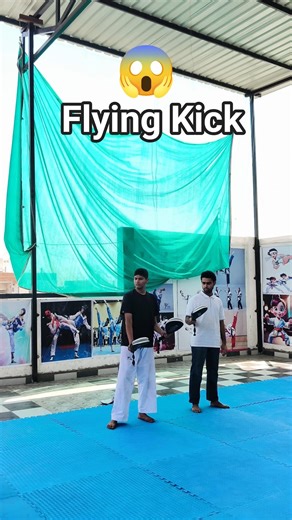 Flying Kick tutorial #taekwondo #ufc #karate #mma #fighter #kick #kickboxing #tkd