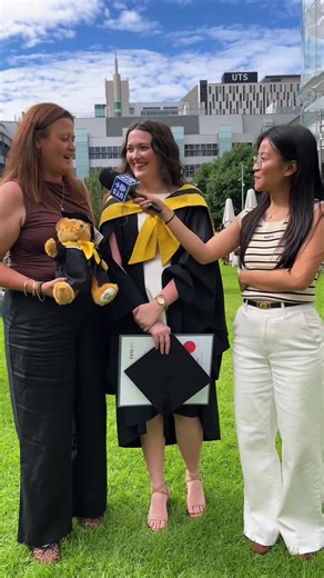 University Graduation Day Moments for UTS Graduates