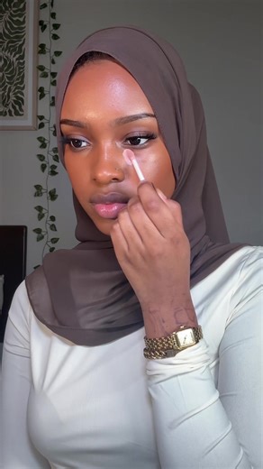 Effortless Beauty: Black Girl Makeup Techniques