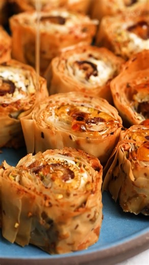 Date and Goat Cheese Phyllo Bites will be the first finger food to disappear 💨 Get Young Sun Huh's recipe: https://foodtv.com/4pOgT0m | Food Network