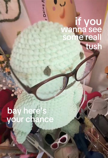 smiski be stylin #crochetsmiski #smiski #smiskifigures #crochetersoftiktok #smiskis
