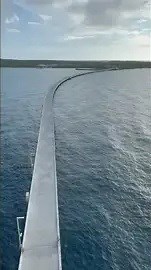 disney cruise docks at lookout cay, lighthouse point