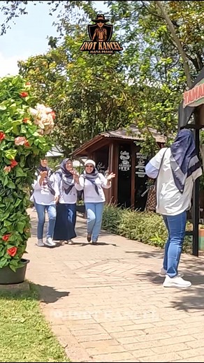 FULL VIDEO YOUTUBE : INOT KANCEL LOKASI : WISATA JATIM PARK 1 (KOTA BATU) #inotkancel #fyp #funnyvideos #funnyprank #justforfun #bushmanprank #scarecrowprank #humanstatueprank #prankmanusiapatung #funnymoments #funnyclip