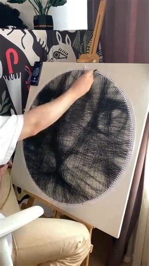 ARTWORK DAILY🎨 on Instagram: "Turn any picture into string art, It takes 3 hours but it’s worth it. 🧶 App name: String Art Maker"