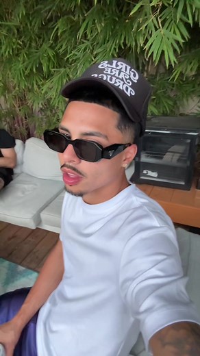 girls are drugs#fyp #mosessdid