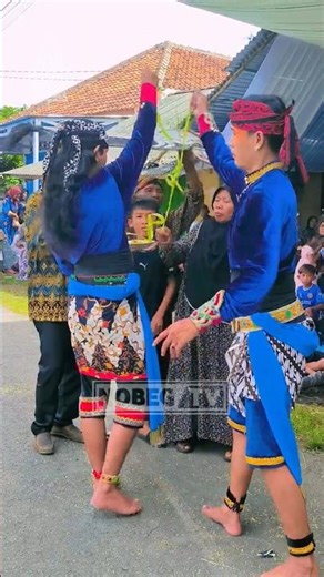 Tarik janur kuning jaranan kuda lumping ebeg | Indonesian Javanese Traditional Dance