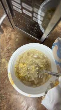 Making Kraft Mac & Cheese In A Container
