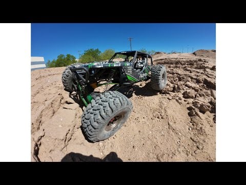 Axial Wraith Trailing Around