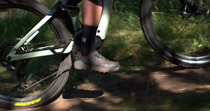 Our #OrbeaRise the lightest eMTB on the market • Carbon or Aluminum frame options • 140mm Travel • Shimano EP8 Motor • Starting at $5,699 See where you can ride & buy one today → https://www.orbea.com/us-en/dealers/ | Orbea