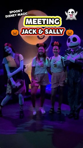Meeting Jack & Sally After a 2 Hour Wait 😵🎉(Mickey’s Halloween Party Characters)