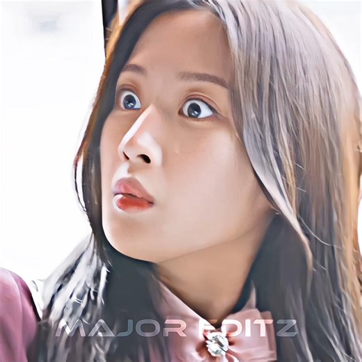 Ju-kyung & Soo-jin’s Secret Moment 👀 #truebeauty #kdrama #koreandrama #shorts #netflix