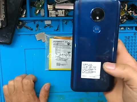 How to replace the battery on the Motorola G7 Play or Moto G7