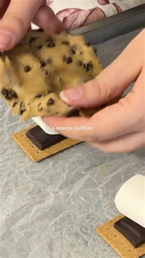 How To Make Gooey S’mores Cookies 🍪🔥