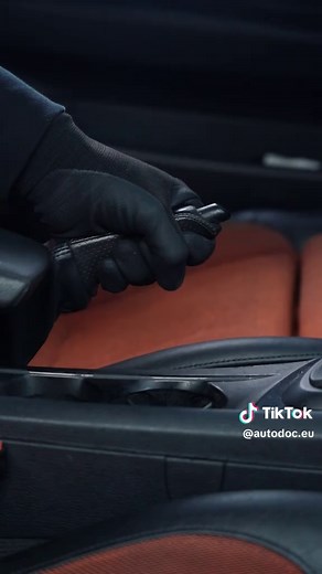 Mastering Handbrake Use: Right vs. Wrong Techniques