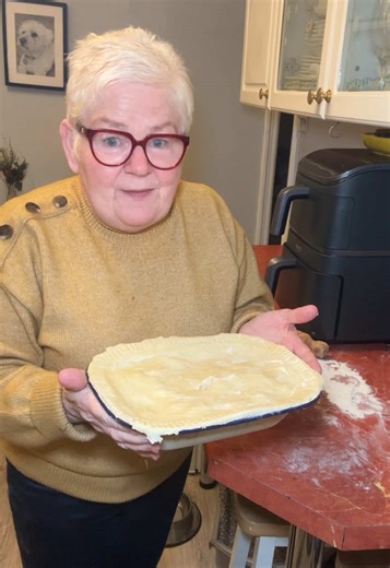 Let’s make Xmas pie #xmas #pie | pie