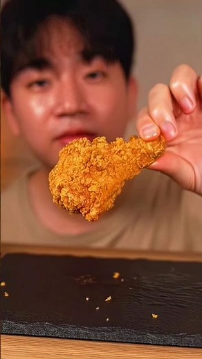 Crunchy fried chicken drumsticks tutorial (sora 2)