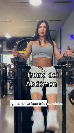 Um pouco do meu treino de Abdômen. Lembrando que para ter um abdômen definido, o mais importante é a dieta 😉 #abdomen #abdomentanquinho #fitnessmotivation #fitnessmodel