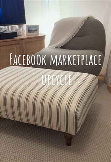 Last nights project was reupholstering this footstool to fit better with my colour scheme! Theres so many footstools out there but none that fit my budget and looked how I wanted. For a first attempt at upholstering something I’m pretty happy with how it turned out! Video tutorial on how I did it coming soon 🥰 #upcycle #facebookmarketplacefinds #diy #interiors #homedecor