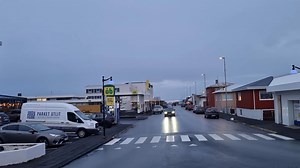 Weather in Keflavík @Hafnargata #weather What's On, Iceland December 12 @ 15:10. Temp: 5°C/41°F, Wind speed: 7,7 ms, 27,72 kph, 17.22 mph, Wind direction: 26° NNE. Location: Hafnargata - Vatnsnesvegur Keflavík Reykjanesbær | What's On, Iceland