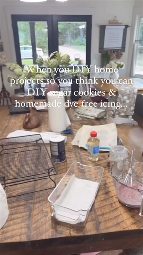 Just because you DIY some things doesn’t mean you can DIY all things 😅 These homemade sugar cookies with dye free frosting taught me a few things today…I now understand why professional bakers charge so much per cookie & I also now know that beet root powder is beautiful looking but really gross tasting 🤢 Today I mainly made a mess, but there’s always tomorrow! If you have any iced sugar cookie tips, tricks, or failure stories I’d love to hear them ⬇️ | Southern Yankee DIY