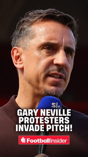 😱 Watch the shock moment anti-Gary Neville protesters invade the pitch during Salford City's game against Oldham Athletic over recent comments. | Football Insider