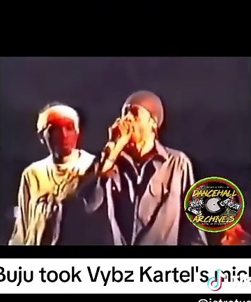 Buju Banton Takes Vybz Kartel's Mic During Live Show