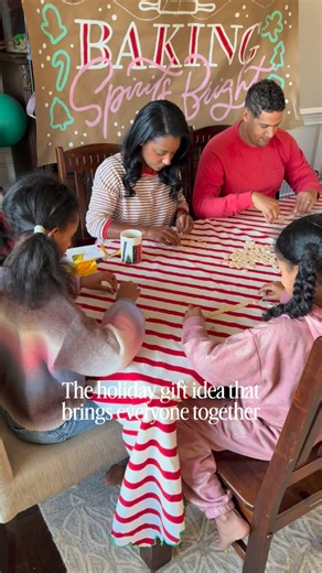 Shakira Patterson | Tradition Maker🪄✨ on Instagram: "If you’re still looking for a holiday gift that actually gets used — this is it 🍌🎁 #Bananagrams by @moosegamesofficial is fast, fun, and perfect for all ages, making it our go-to for family game nights, travel days, and cozy nights in during the holidays. Easy to learn, endlessly replayable, and guaranteed laughs the second someone yells BANANAS! A total win for gifting this season. 🍕Pro Tip: Add in a pizza shop