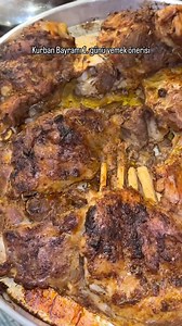 335K views · 2.3K reactions |  Pratik tarifler için beni takip etmeyi unutmayın 殺 Etleri haşladıktan sonra bu şekilde yoğurt ve baharatlarla sos hazırlayıp o sosa bulayıp fırında kızartmayı deneyin (sos için:2-3 kaşık yoğurt,pul biber,karabiber,kekik,tuz,1 tatlı kaşığı salça,biraz yağ) | BÜŞRA | Facebook