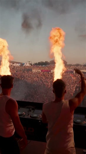 caillou came out to play at veld 🧢