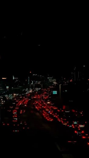 Dubai night🌺 ￼#Dubai#viral #trending