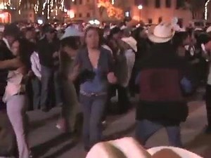 784K views · 5.1K reactions | Así se bailaba en México en el 2005. Pura nostalgia primo. #Pasito #Durango | Duranguencio | Facebook