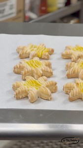 9.9K views · 90 reactions | Lemon Danish! . . . #satisfying #pastrychef #delicious #madefromscratch #stepbystep #bakery #holidayseason #bakinglove #pastrylove #pastrypassion #pastry #foodie #explorepage #explore #travel #dessert #reels #spring #viral #short https://www.amazon.com/shop/inthebakery | In the Bakery | Facebook