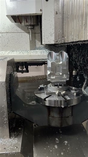 🚀 5-Axis Vertical Machine Center: Full Sync = Faster Delivery! ⚡